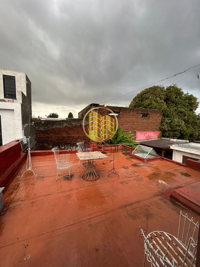 Casa ID.243 - Casa en venta de dos plantas, con local comercial independiente, San Carlos