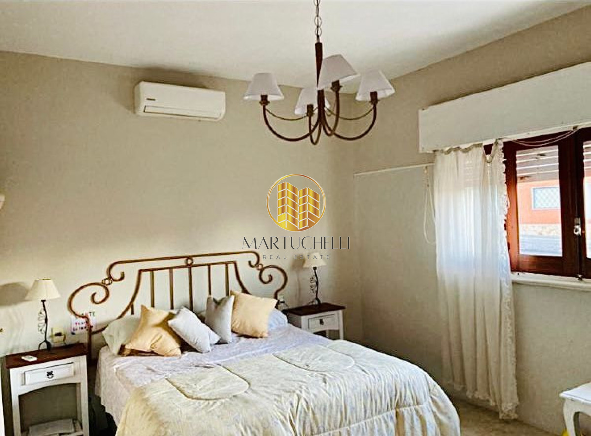 Casa ID.202 - Amplia Casa en Venta, en San Carlos