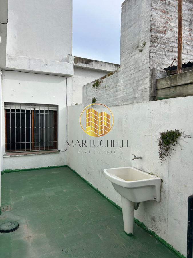 Casa ID.253 - Amplia Casa en Alquiler en el Centro de San Carlos