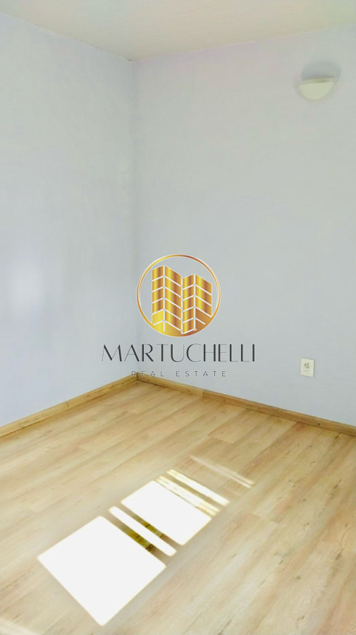 Casa ID.178 - Casa de 2 dormitorios con cochera, en Alquiler, San Carlos