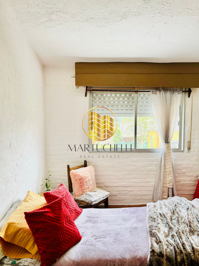 Casa ID.44 - Amplia Casa de 3 Dormitorios, con Monoambiente y Parque, cerca de la Playa