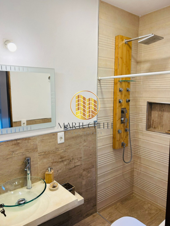 Casa ID.201 - Alquiler anual - Casa moderna a pasos del mar, 4 dormitorios