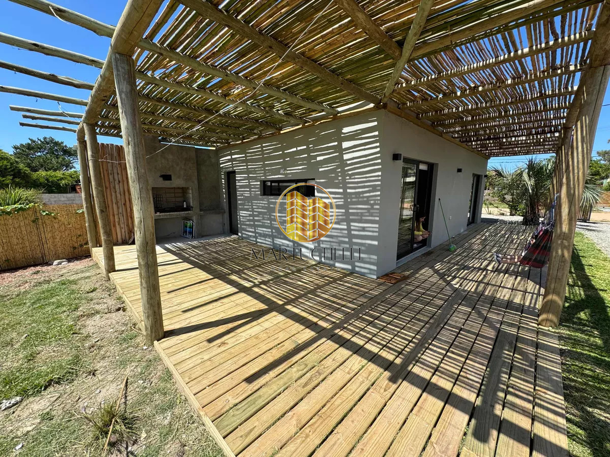 Casa ID.11 - Casa en Alquiler Invernal, Balneario Buenos Aires, cerca del mar