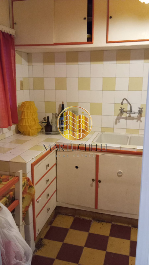 Casa ID.147 - Casa en venta con amplio terreno, 2 dormitorios, San Carlos