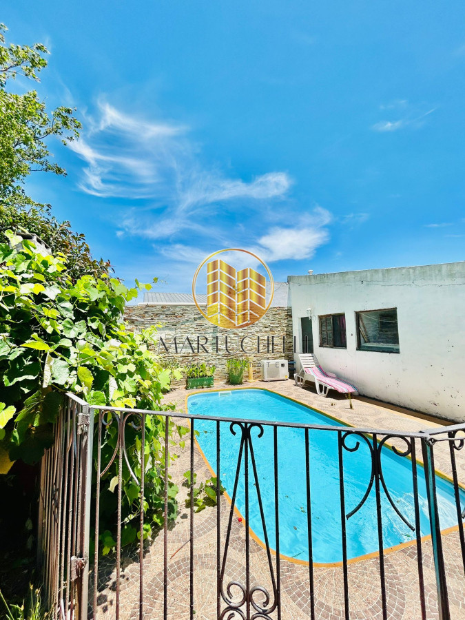 Casa ID.53 - Casa de 3 dormitorios y piscina climatizada, Alquiler Anual, Manantiales