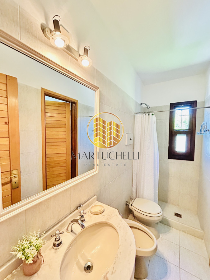Casa ID.75 - Amplio Chalet en venta, ubicado en Punta del Este