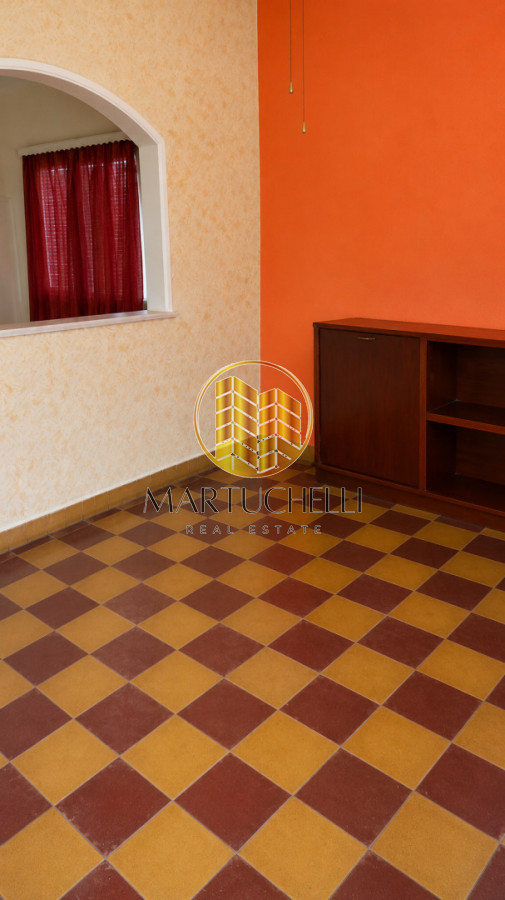Casa ID.147 - Casa en venta con amplio terreno, 2 dormitorios, San Carlos