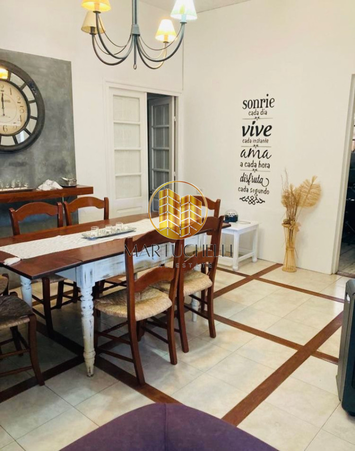 Casa ID.202 - Amplia Casa en Venta, en San Carlos