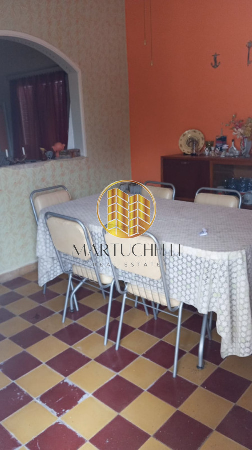 Casa ID.147 - Casa en venta con amplio terreno, 2 dormitorios, San Carlos