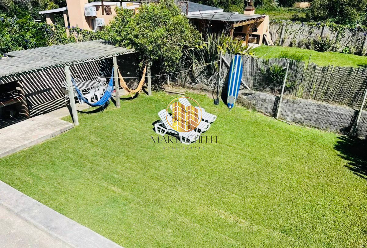 Casa ID.52 - Casa de 3 dormitorios frente al mar, en Venta, Balneario Buenos Aires