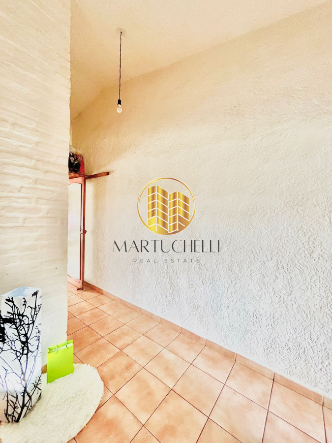 Casa ID.44 - Amplia Casa de 3 Dormitorios, con Monoambiente y Parque, cerca de la Playa