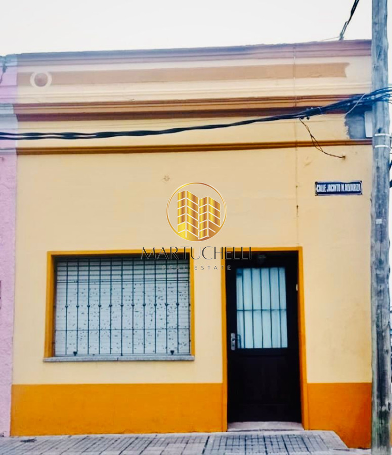 Casa ID.46 - Casa Esquinera en Venta, Zona Céntrica, Oportunidad para Negocio