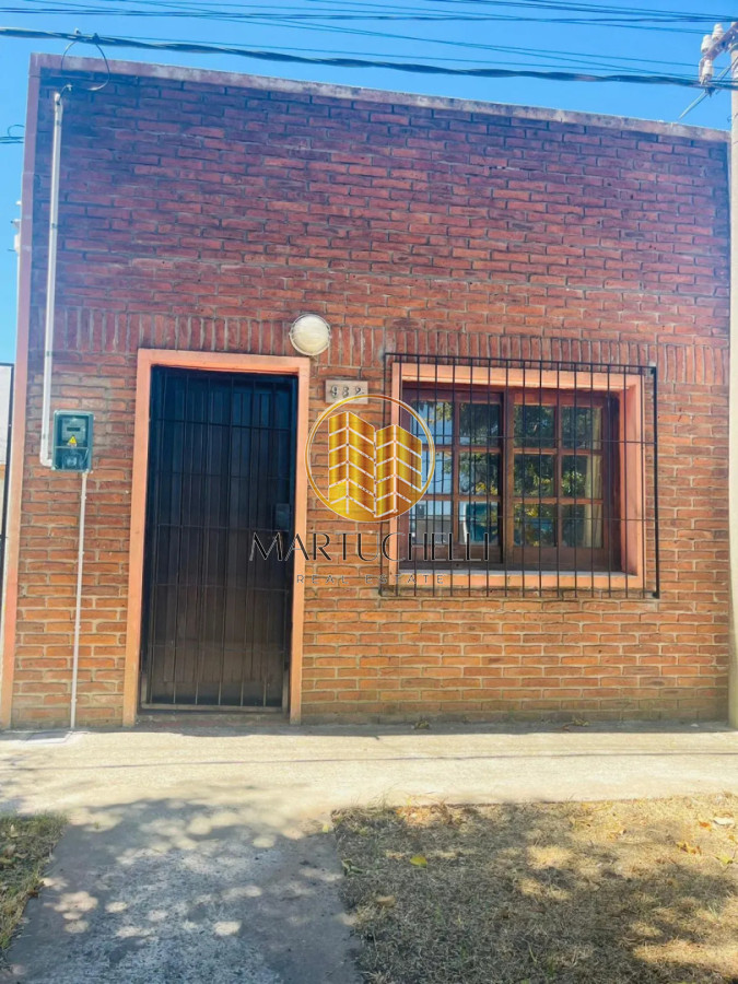 Casa ID.244 - Casa en Venta en San Carlos, 2 dormitorios, estufa a leña