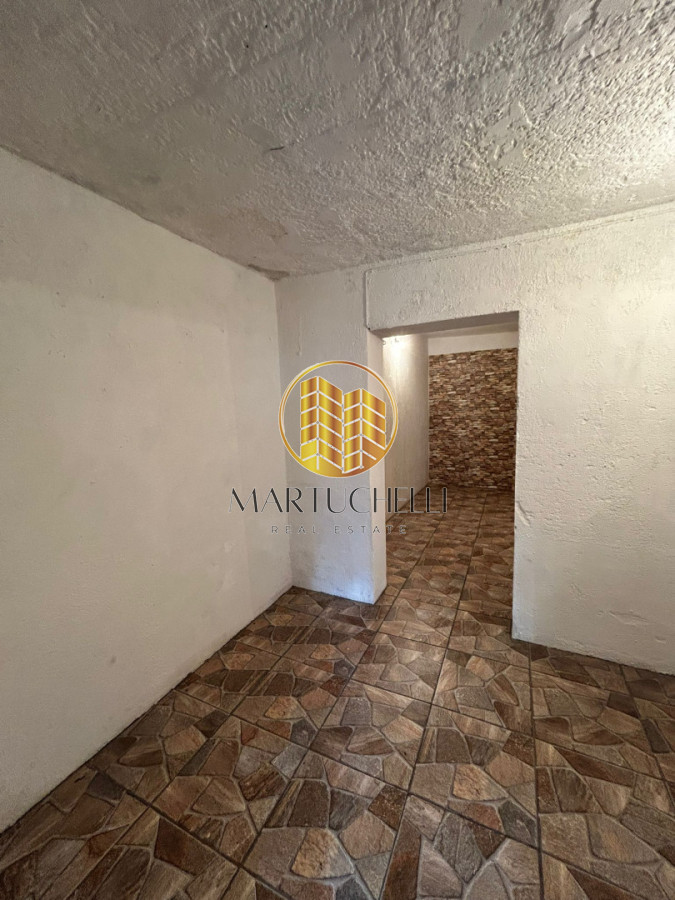 Casa ID.218 - Vivienda o Local en alquiler, San Carlos