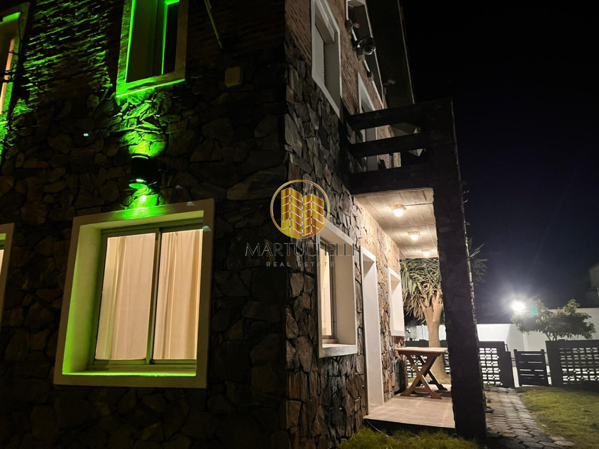 Casa ID.186 - Casa de 2 dormitorios en Alquiler, a pasos del mar, en Balneario Buenos Aires