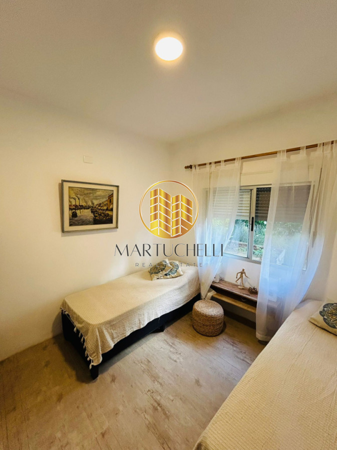 Casa ID.201 - Alquiler anual - Casa moderna a pasos del mar, 4 dormitorios