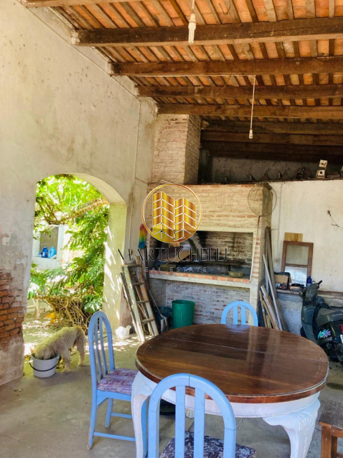 Casa ID.220 - Casa de 4 dormitorios en Alquiler, en el Centro de San Carlos