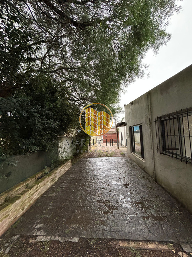 Casa ID.125 - 2 Casas en Alquiler, 4 dormitorios, en San Carlos