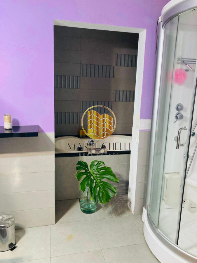 Casa ID.220 - Casa de 4 dormitorios en Alquiler, en el Centro de San Carlos