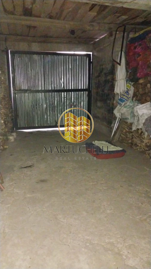 Casa ID.109 - Casa con Local Comercial en Venta, San Carlos