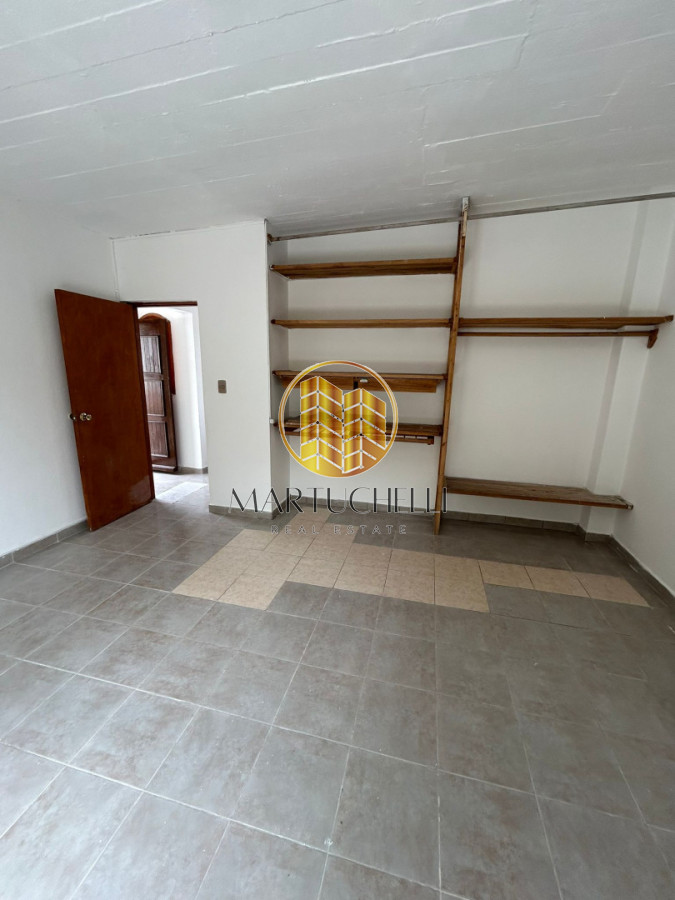 Casa ID.144 - Casa en venta en el centro de San Carlos - 3 dormitorios, parque y parrillero