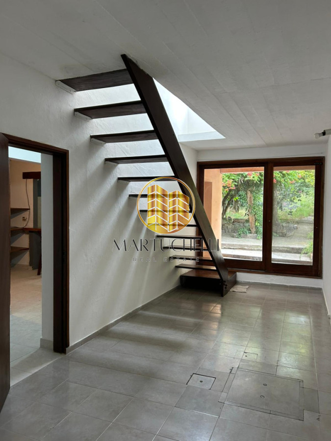 Casa ID.144 - Casa en venta en el centro de San Carlos - 3 dormitorios, parque y parrillero