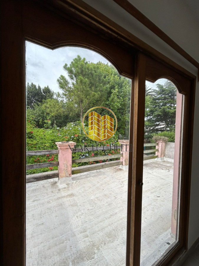 Casa ID.144 - Casa en venta en el centro de San Carlos - 3 dormitorios, parque y parrillero