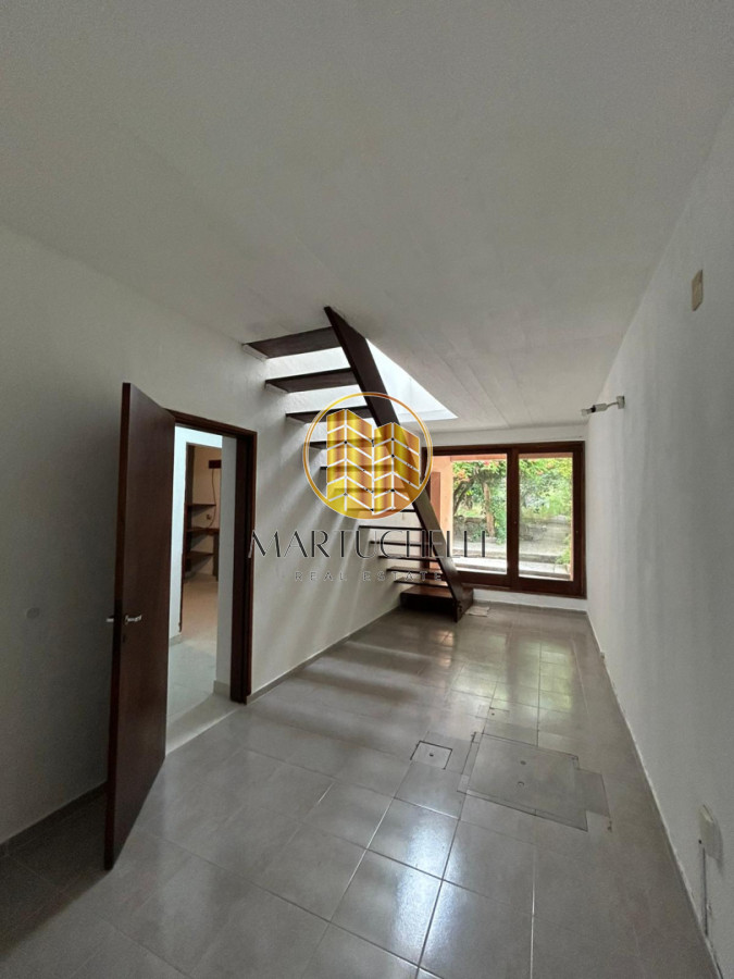 Casa ID.144 - Casa en venta en el centro de San Carlos - 3 dormitorios, parque y parrillero