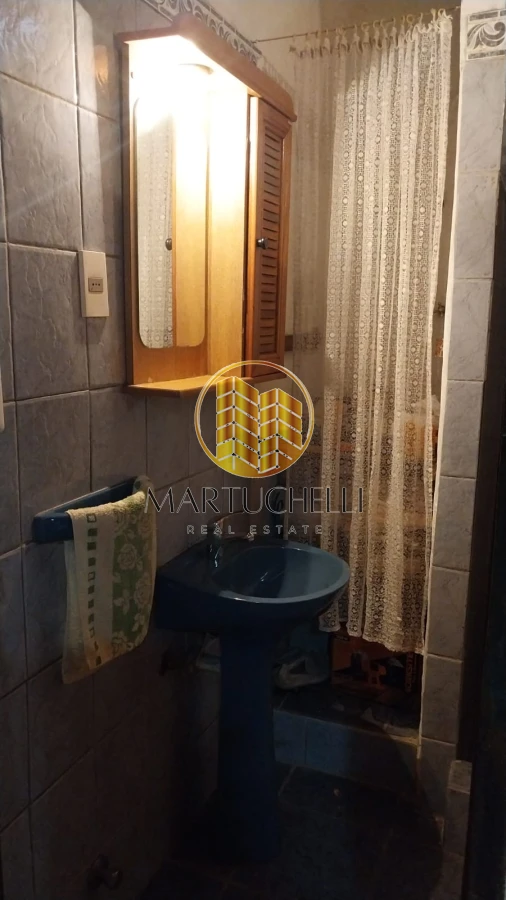 Casa ID.109 - Casa con Local Comercial en Venta, San Carlos