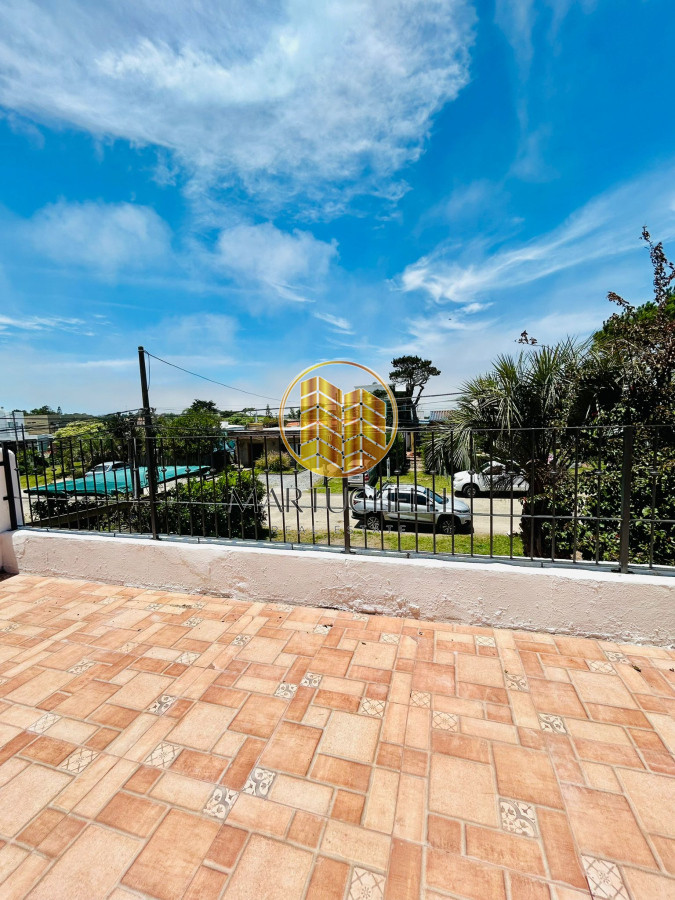 Casa ID.53 - Casa de 3 dormitorios y piscina climatizada, Alquiler Anual, Manantiales