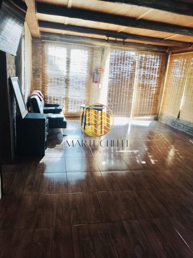Chacra ID.41 - Chacra de 7 hectáreas con 2 casas, piscina, invernáculos en Venta