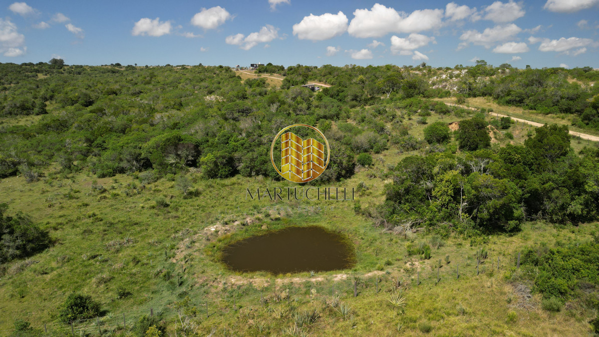 Chacra ID.55 - Chacra de 5ha en Venta, Sierra de Carapé, con Container, etc