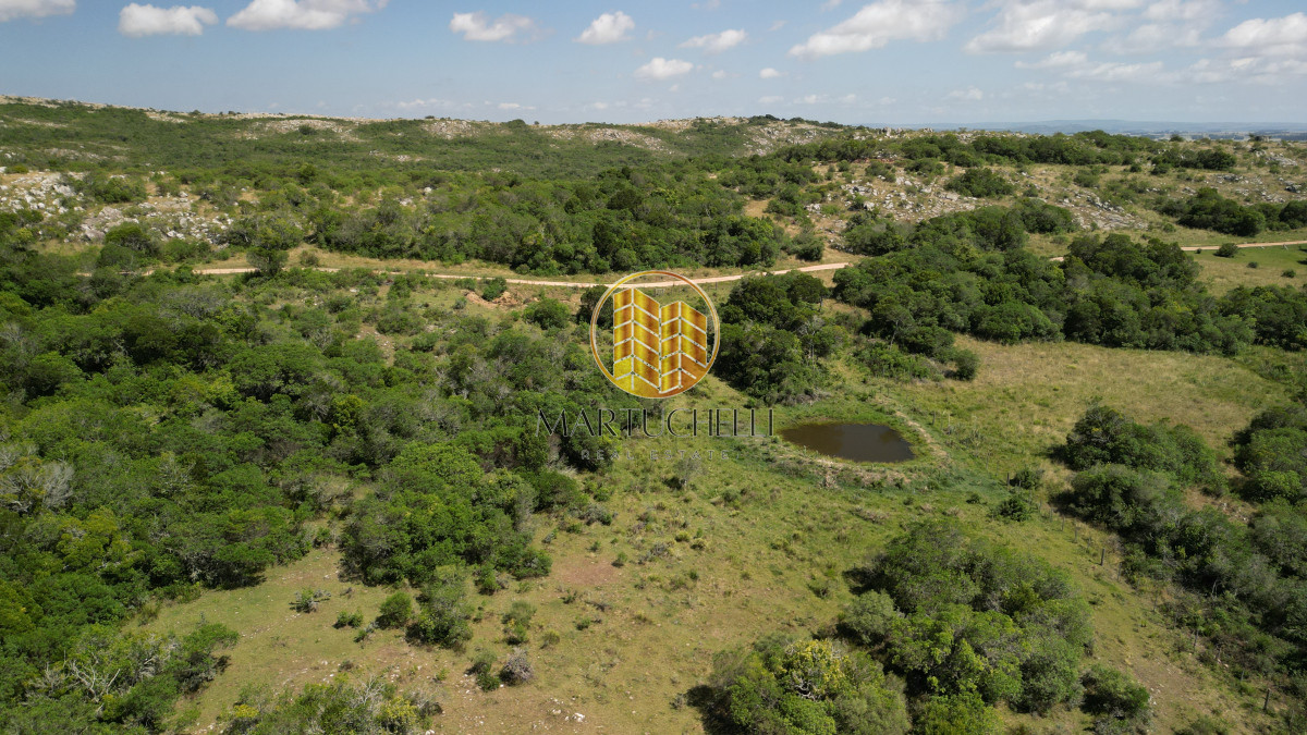 Chacra ID.55 - Chacra de 5ha en Venta, Sierra de Carapé, con Container, etc