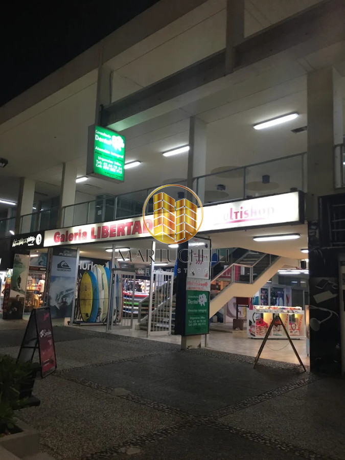 Local Comercial ID.107 - Alquiler Anual, Local Comercial en Punta del Este, Gorlero