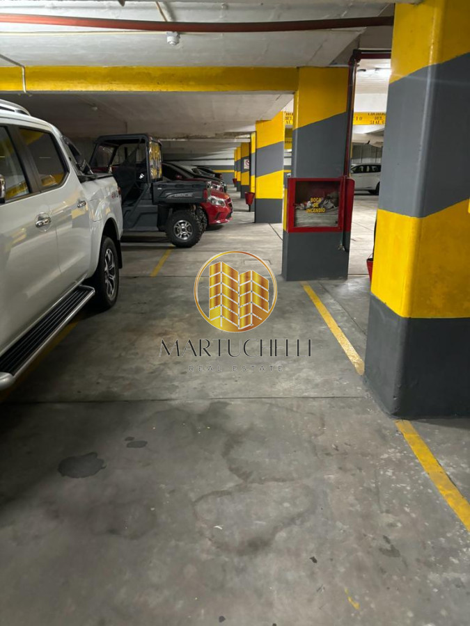 Local Comercial ID.107 - Alquiler Anual, Local Comercial en Punta del Este, Gorlero
