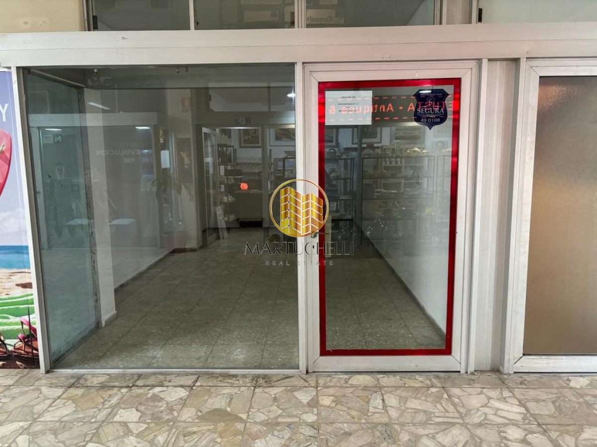 Local Comercial ID.107 - Alquiler Anual, Local Comercial en Punta del Este, Gorlero