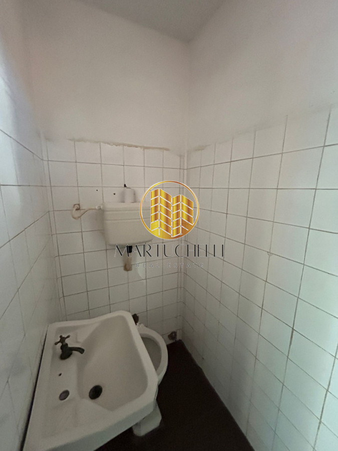 Local Comercial ID.217 - Alquilo Local Esquinero en Avenida Concurrida de San Carlos