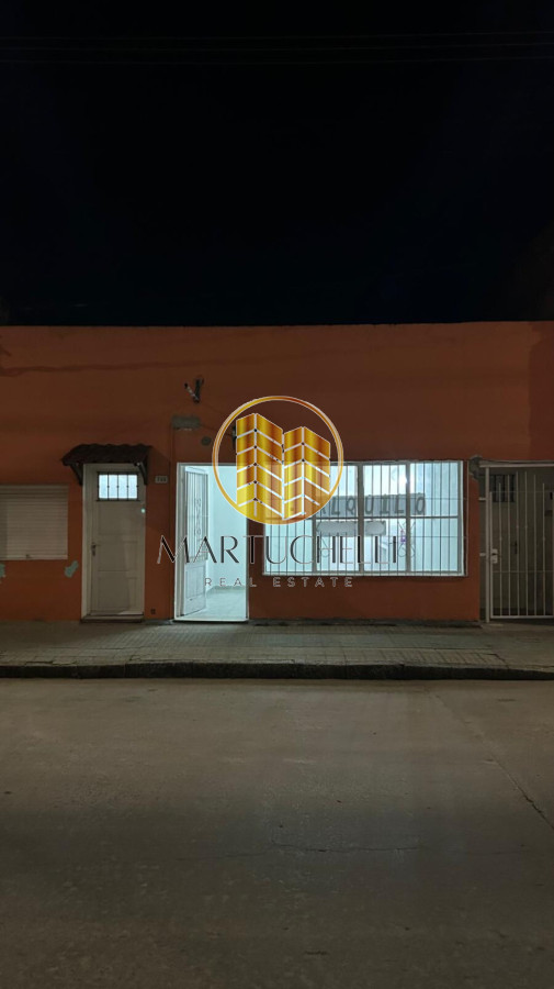 Local Comercial ID.180 - Local Comercial en zona céntrica de San Carlos