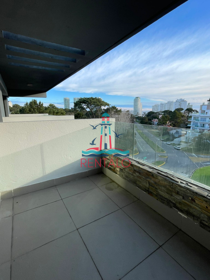 Apartamento ID.498 - Penthouse en venta en Punta del Este