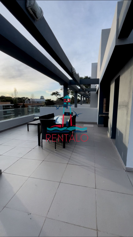Apartamento ID.498 - Penthouse en venta en Punta del Este
