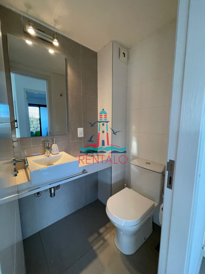 Apartamento ID.498 - Penthouse en venta en Punta del Este