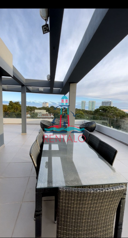 Apartamento ID.498 - Penthouse en venta en Punta del Este