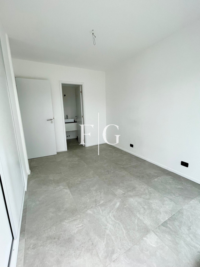 Apartamento ID.950 - ALQUILER ANUAL SIN MUEBLES EN PUNTA DEL ESTE CON O SIN MUEBLES