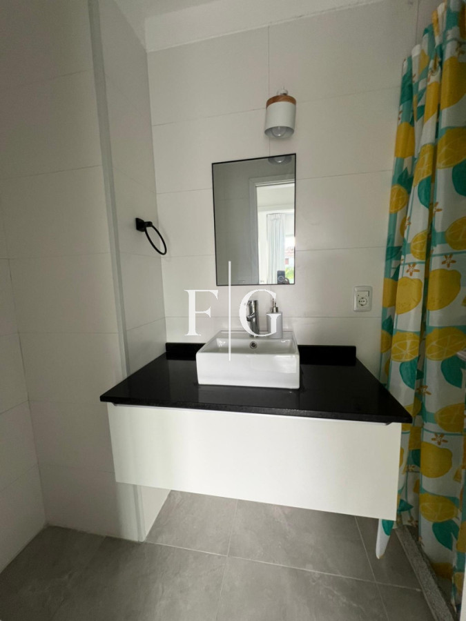 Apartamento ID.969 - ALQUILER ANUAL EN PUNTA DEL ESTE SIN MUEBLES
