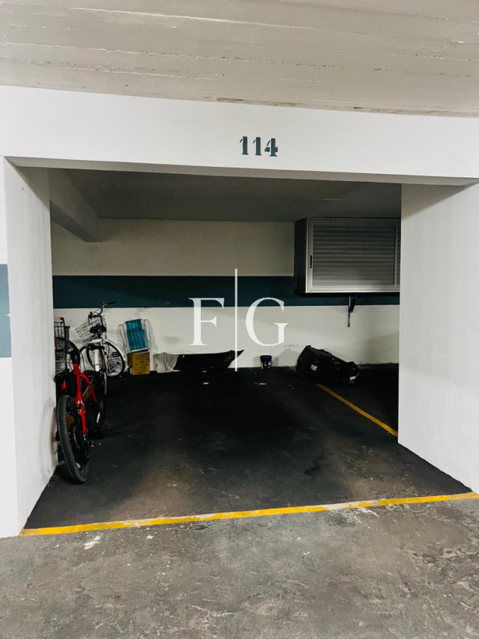 Apartamento ID.956 - Apto 2 dormitorios 2 baños, amplia terraza, garaje, excelente ubicación