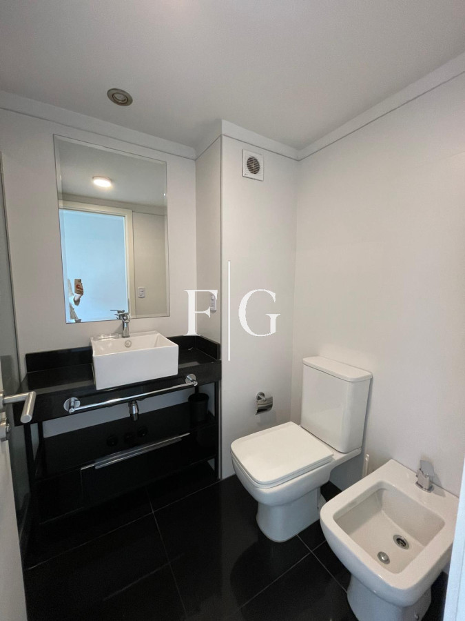 Apartamento ID.918 - Oportunidad apartamento 2 dormitorios, a pasos del mar playa Mansa y Brava