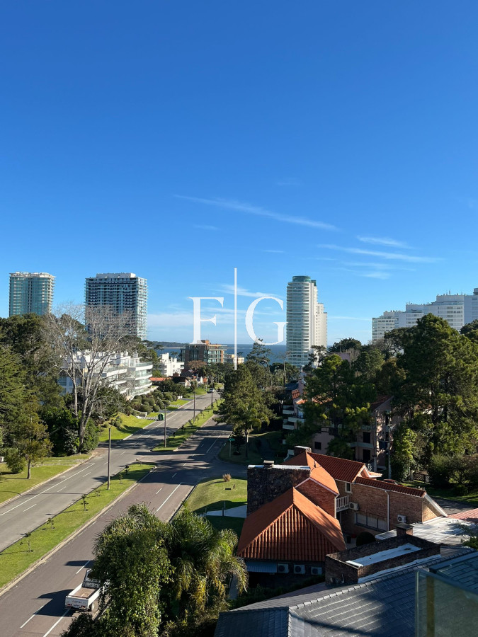 Apartamento ID.953 - ALQUILER ANUAL EN PUNTA DEL ESTE SIN MUEBLES