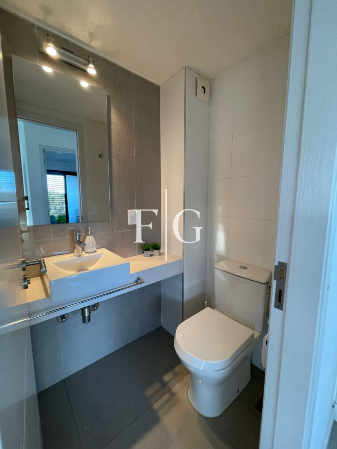 Apartamento ID.935 - HERMOSO PENT HOUSE EN VENTA. ZONA ARCOBALENO 2 DORMITORIOS 3 BAÑOS