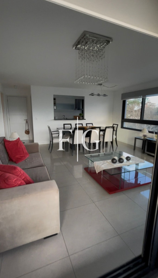 Apartamento ID.935 - HERMOSO PENT HOUSE EN VENTA. ZONA ARCOBALENO 2 DORMITORIOS 3 BAÑOS