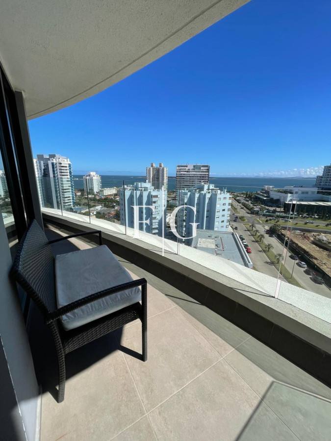 Apartamento ID.918 - Oportunidad apartamento 2 dormitorios, a pasos del mar playa Mansa y Brava